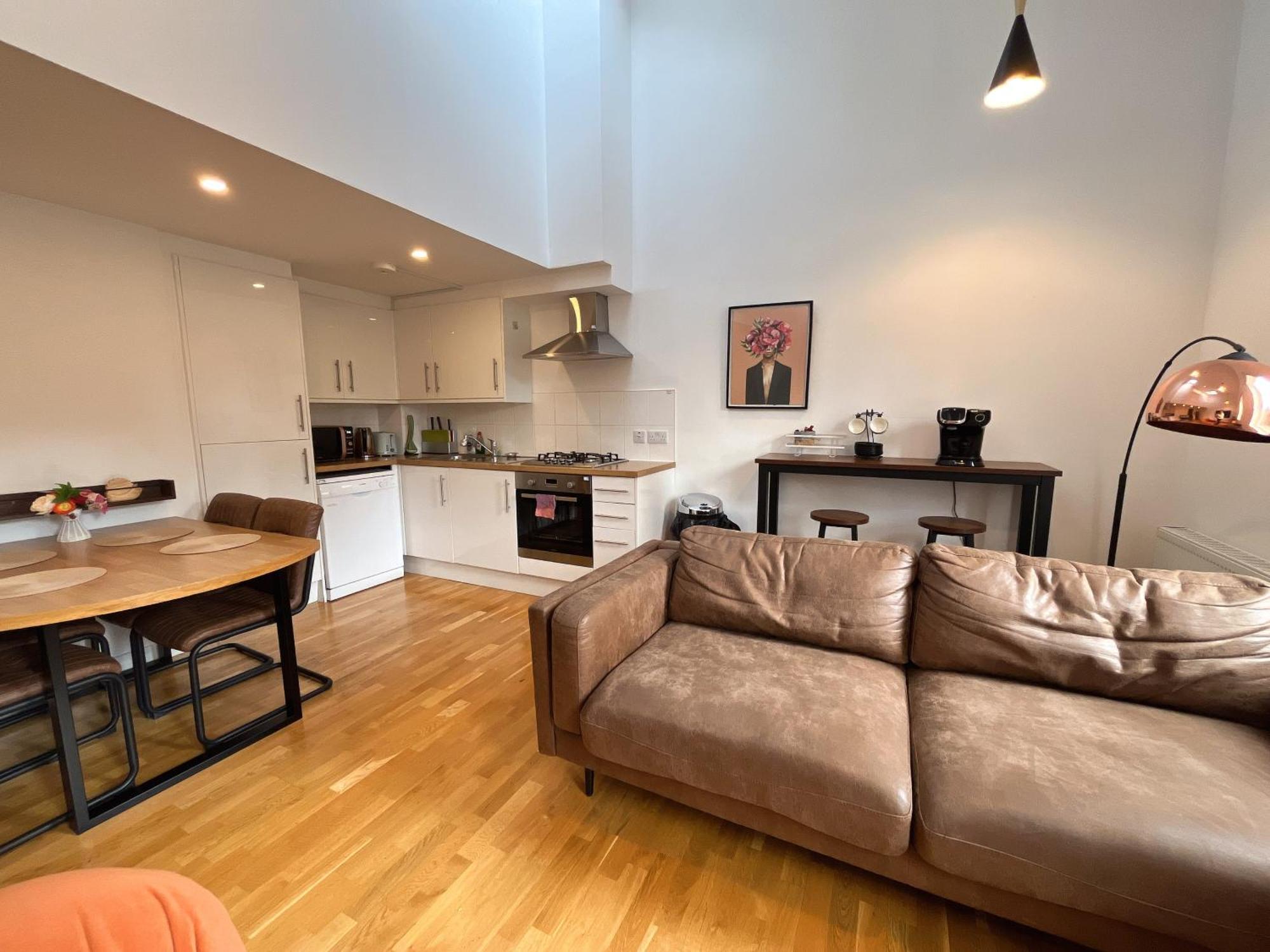 Appartement 2 Bed 2 Bath With Private Parking à Édimbourg Extérieur photo